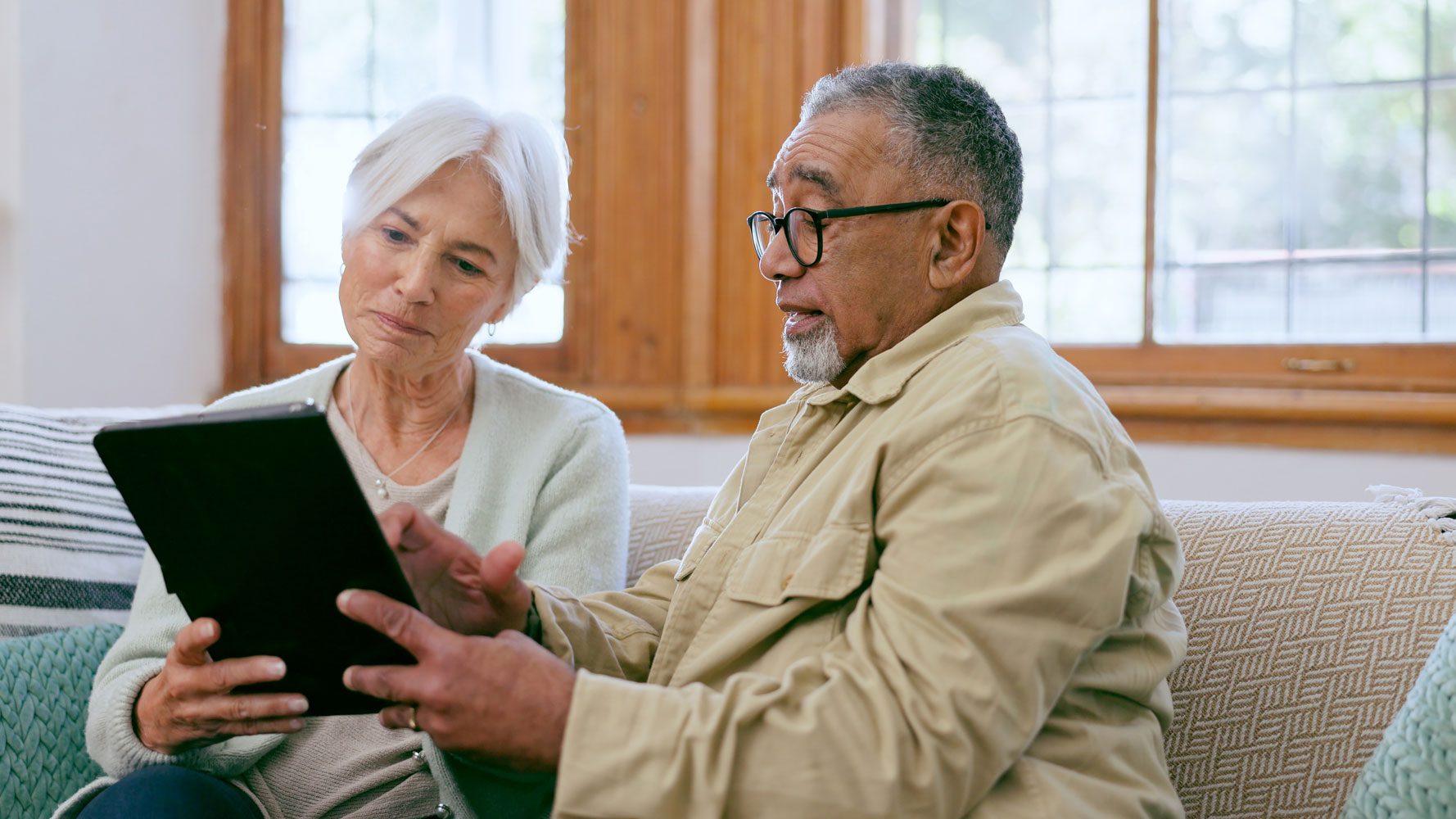 Older couple self-managing aged care funding